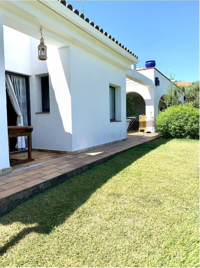 Chalet Con Vistas A Sevilla Gelves Kültér fotó