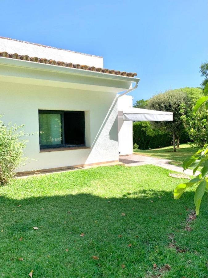 Chalet Con Vistas A Sevilla Gelves Kültér fotó