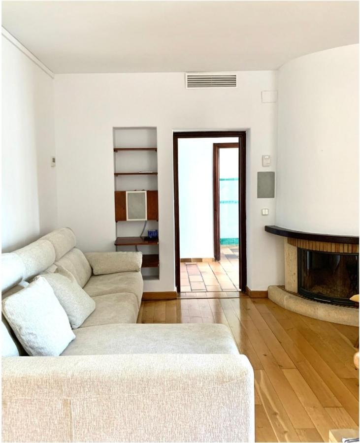 Chalet Con Vistas A Sevilla Gelves Kültér fotó